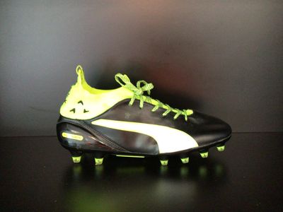 Puma Mens Football Boots evoTouch Pro FG (Pre-Owned) (US10) (EC5003)