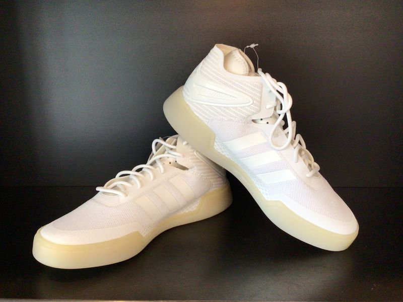 Adidas Mens Basketball Shoes White (NEW) US9 (EC4944)
