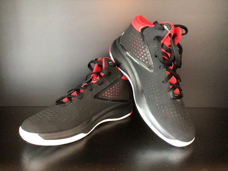 Adidas Mens Basketball Shoes Cross Em 4 Black &amp; Red (NEW) US9 (EC4943)