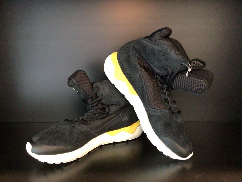 Adidas Mens Basketball Shoes Tubular (NEW) US9 (EC4939)