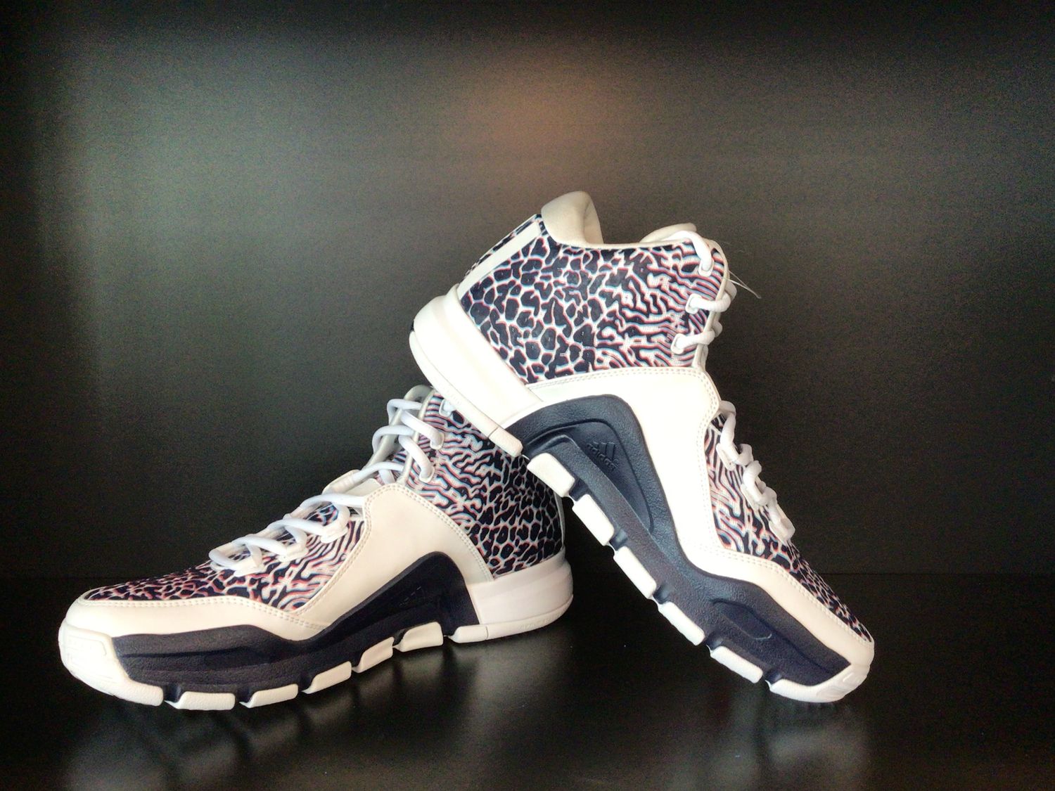 Adidas Mens J Wall 2 Zebra Print Sneakers US9 (EC4907)