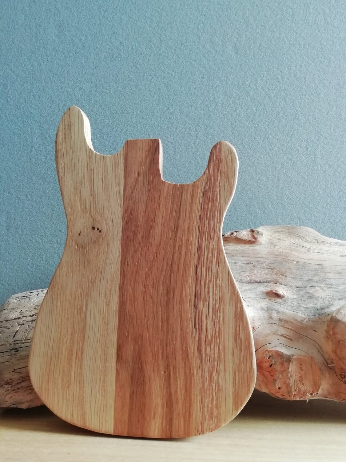 Planche de présentation, guitare