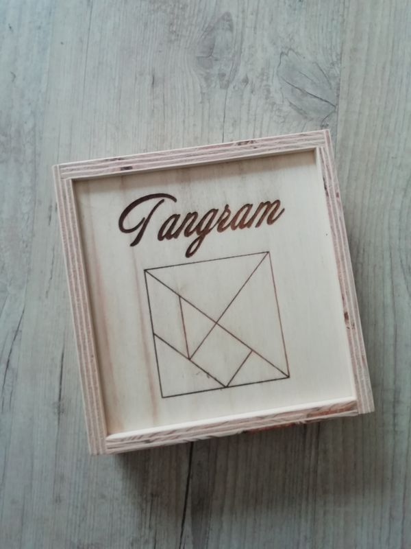 Tangram dans son coffret