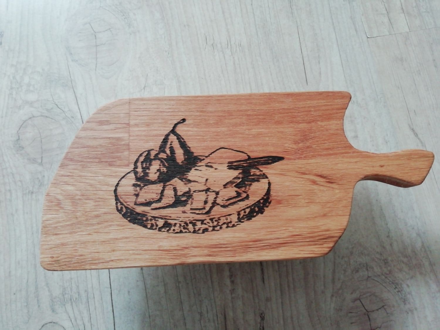 Petite planche apéro gravée