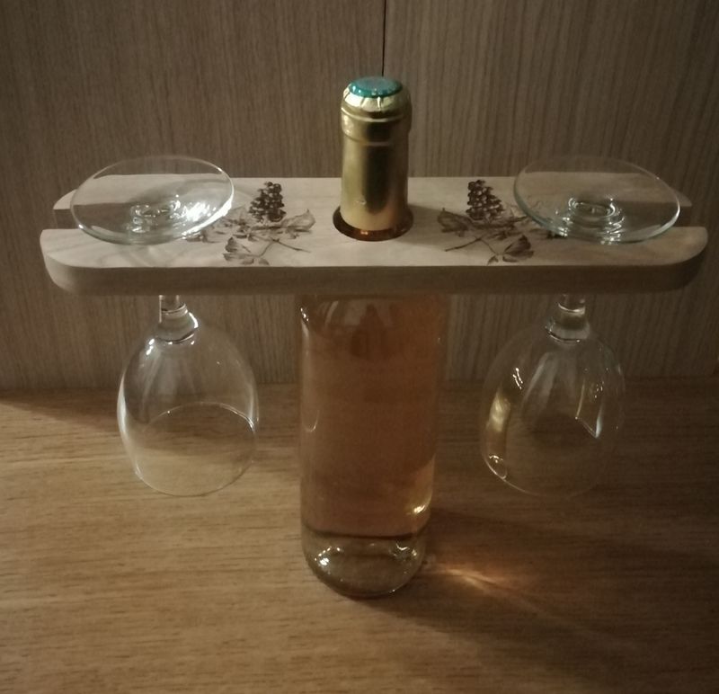 Porte verres et bouteille Porte verres et bouteille