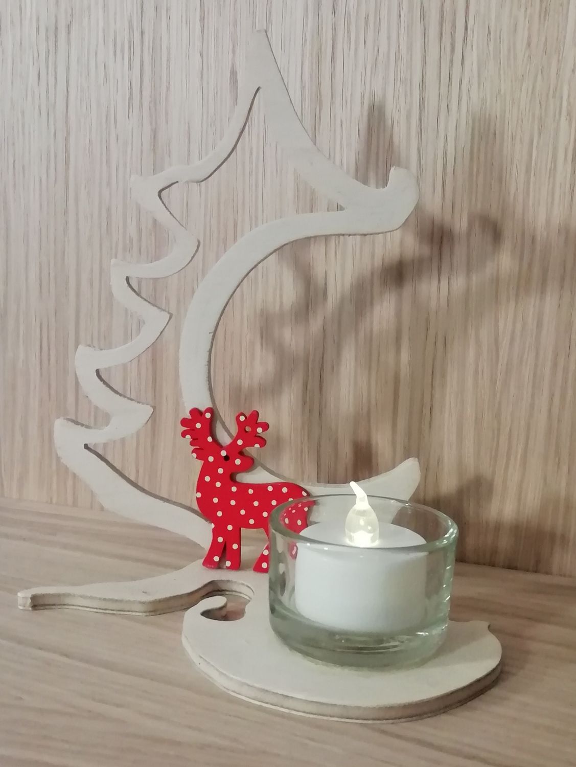 Sapin chantourné à la main avec bougeoir en verre 