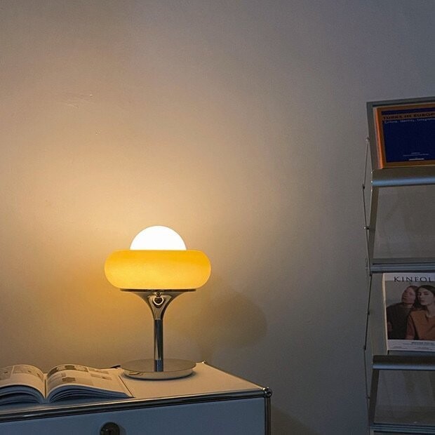 Retro Harvey Guzzini Desk Lamp