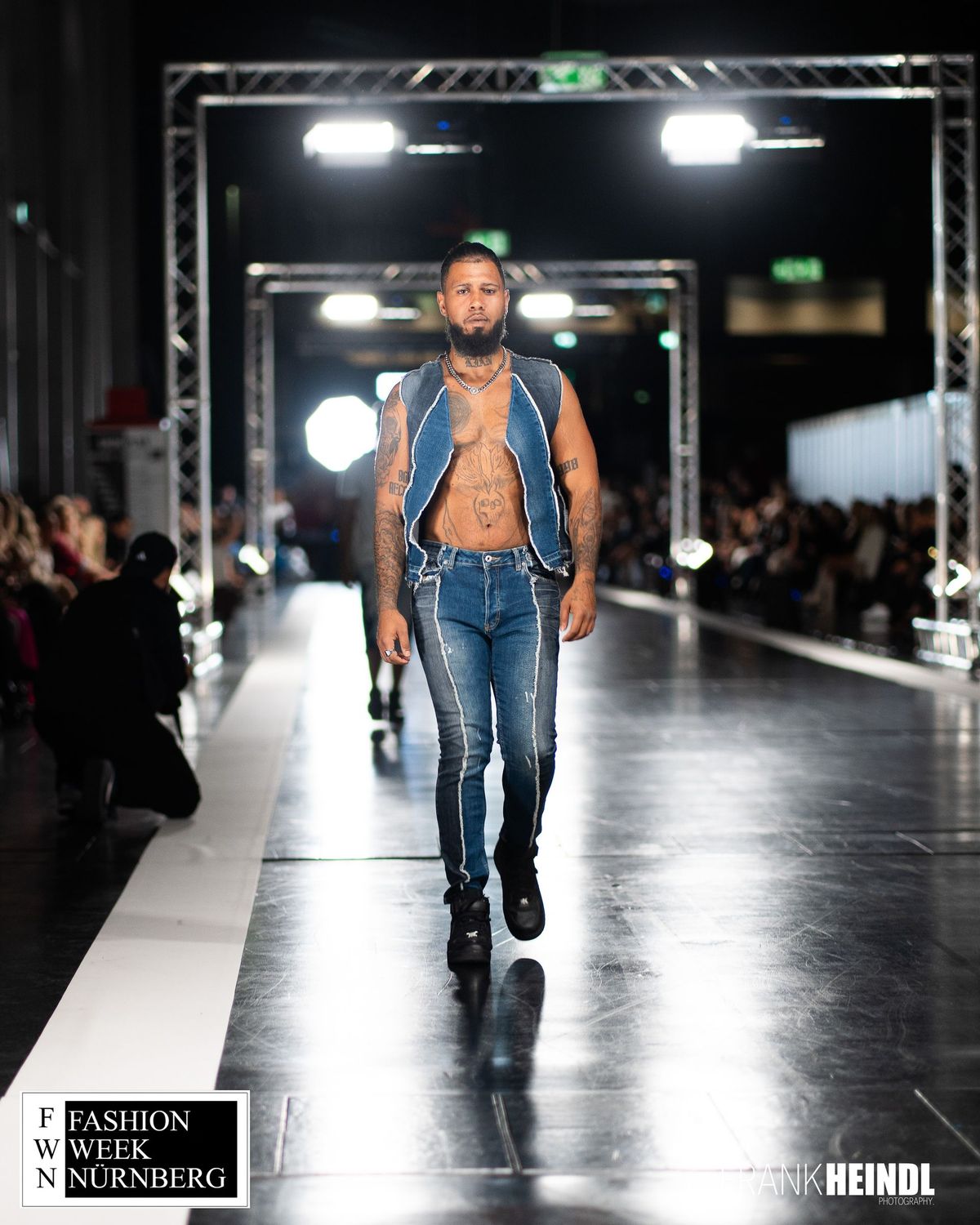 FASHION WEEK LOOK 14 Hose