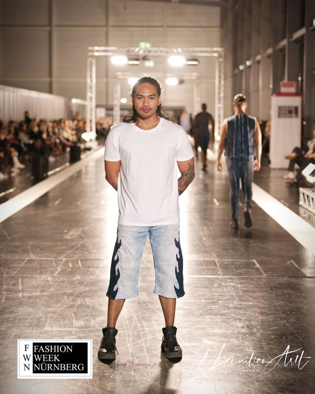 FASHION WEEK LOOK 15 Flammen Bermuda FASHION WEEK LOOK 15 Flammen Bermuda