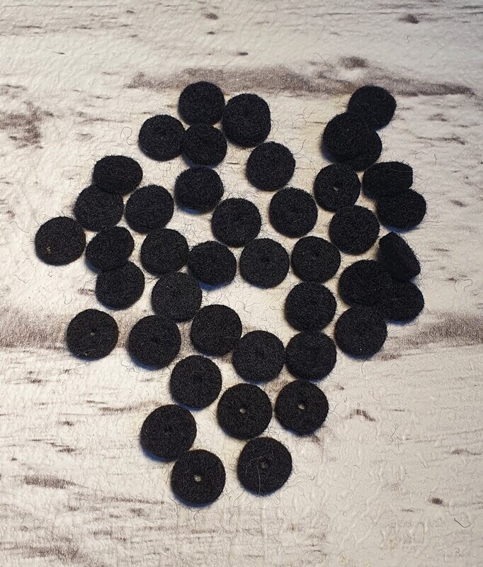 Dämpferfilze für Diskantknöpfe, 9mm, schwarz, Set 10 St. Dämpferfilze für Diskantknöpfe, 9mm, schwarz, Set 10 St.