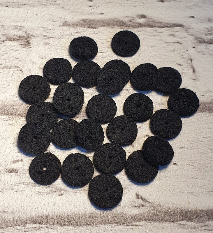 Dämpferfilze für Diskantknöpfe, 15mm, schwarz, Set 10 St. Dämpferfilze für Diskantknöpfe, 15mm, schwarz, Set 10 St.
