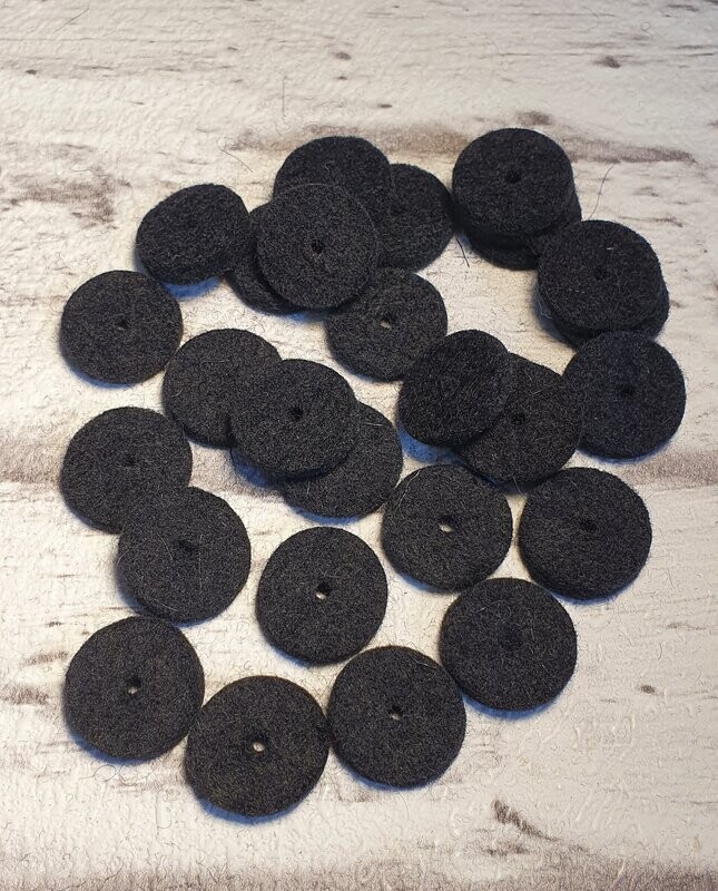 Dämpferfilze für Diskantknöpfe, 17mm, schwarz, Set 10 St. Dämpferfilze für Diskantknöpfe, 17mm, schwarz, Set 10 St.