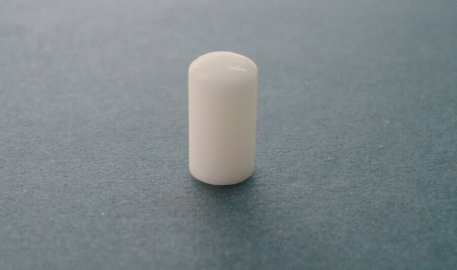 Bass Knöpfe, weiß, 15mm x 8mm. 10 St.