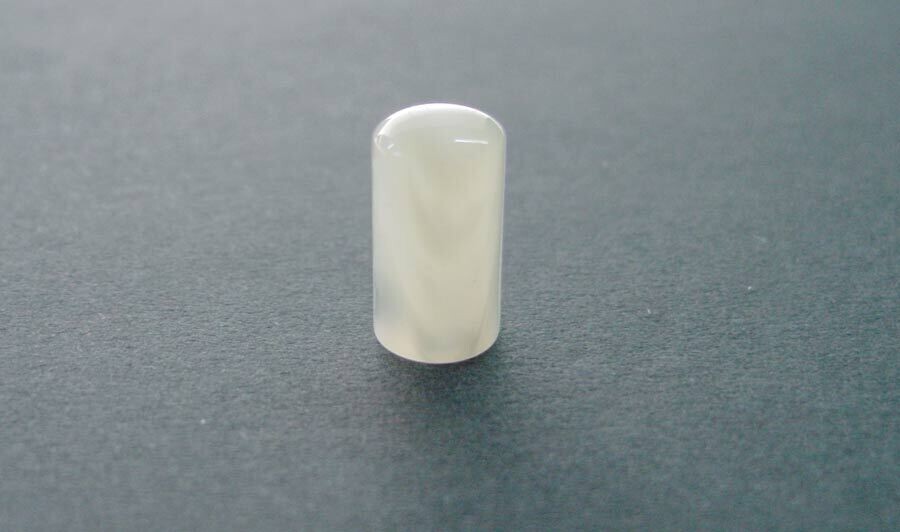 Bass Knöpfe, weiß-perlmutt, 15mm x 7,5mm. 10 St.