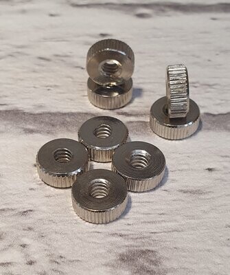 Handriemen / Bassband Befestigung
Spannmutter für Befestigungsplatte, 12mm, vernickelt Handriemen / Bassband Befestigung
Spannmutter für Befestigungsplatte, 12mm, vernickelt