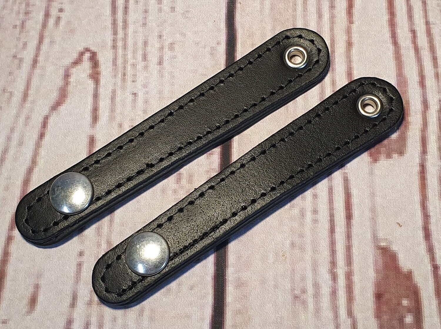Balghalter / Balgverschluss / Balgzuhalter, Leder / Kunstleder, schwarz, 1 Paar (9,5 cm)