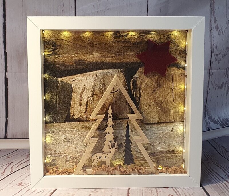 Beleuchteter Bilderrahmen / Dekorahmen, Weihnachten, Tannenbaum, handmade Beleuchteter Bilderrahmen / Dekorahmen, Weihnachten, Tannenbaum, handmade