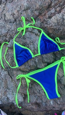 Paradise azul con verde