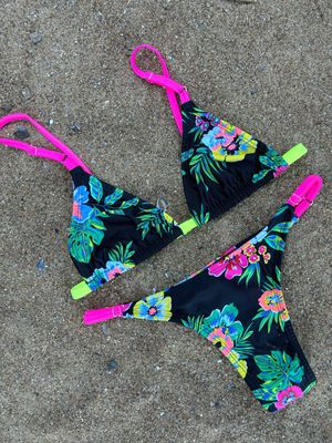 Bikini Sunflower
