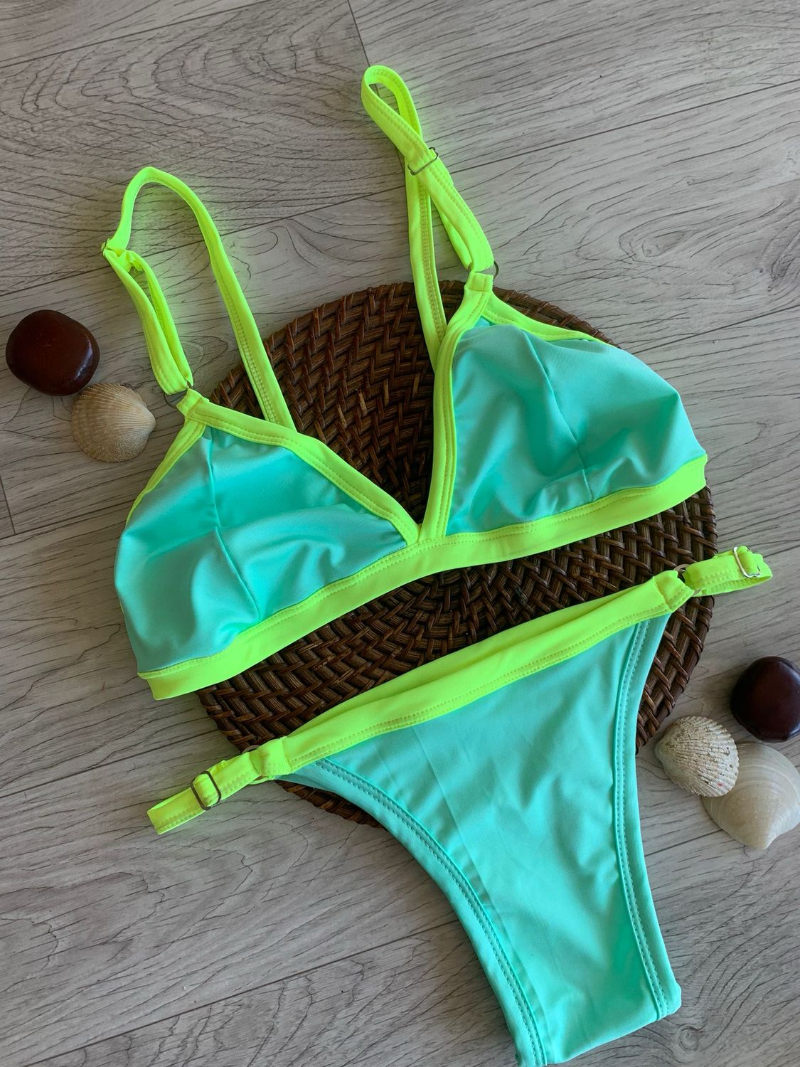 Bikini Sunset menta con amarillo