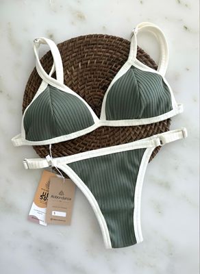 Sunset mediterráneo oliva