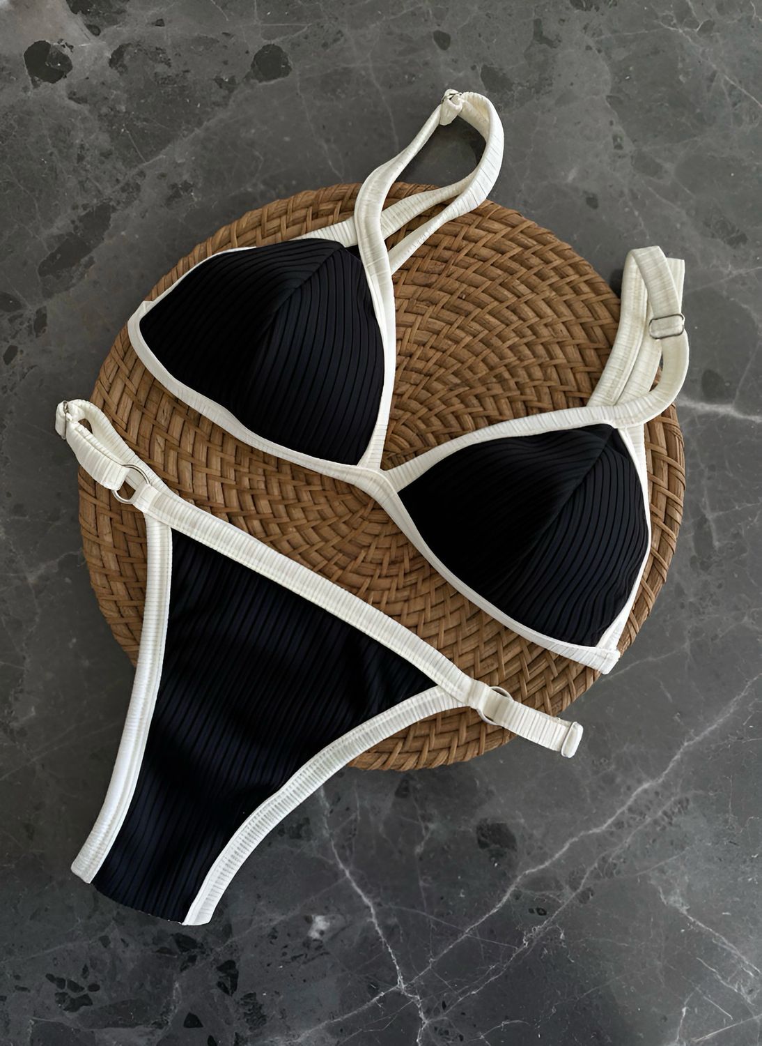 Sunset mediterráneo negro