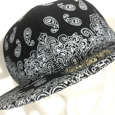 GORRA VICERA PLANA patrón paliacate ENVÍO GRATIS
