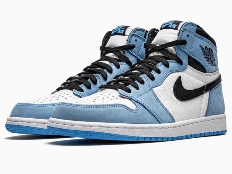 NIKE JORDAN