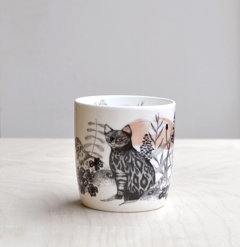 Mug In the field