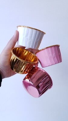 Gold Cupcake Cups with Dome Lid