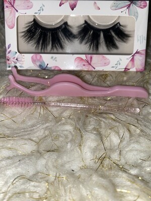 Sassy Girl Eyelashes