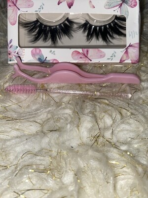 Fabulous Girl Eyelash