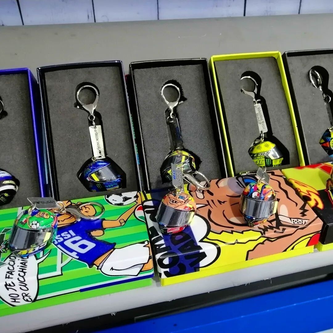 LLAVERO MINI WORLD FIGURAS DE COLECCION