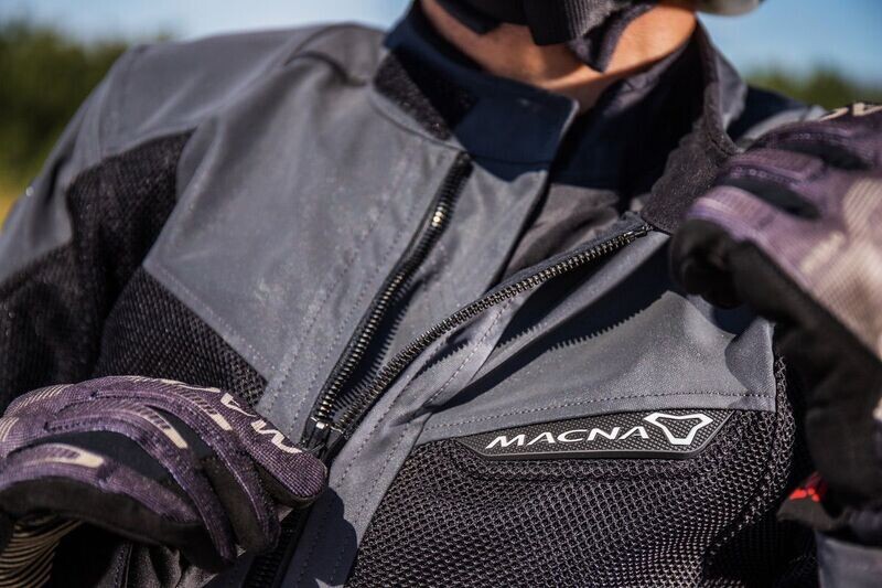 CHAQUETAS MACNA