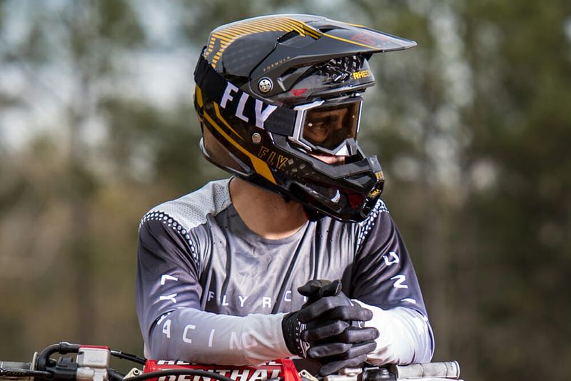 FLY RACING