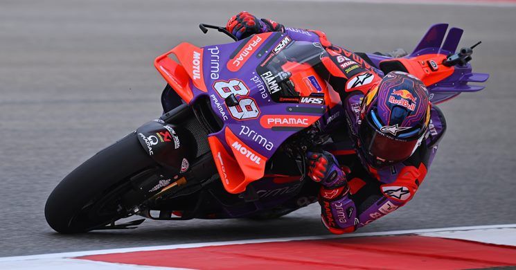 ALPINESTARS HELMETS