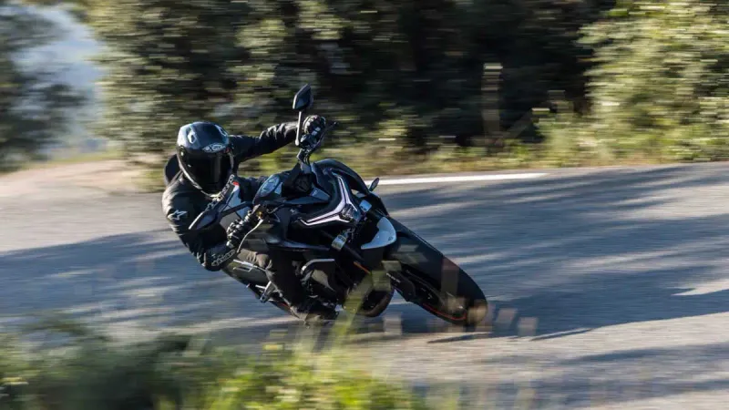 SPORT / RACING