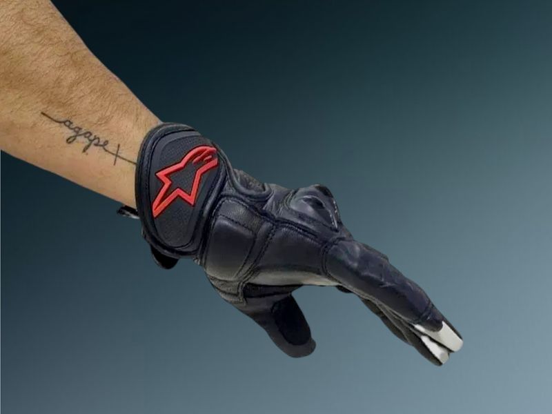 GUANTES