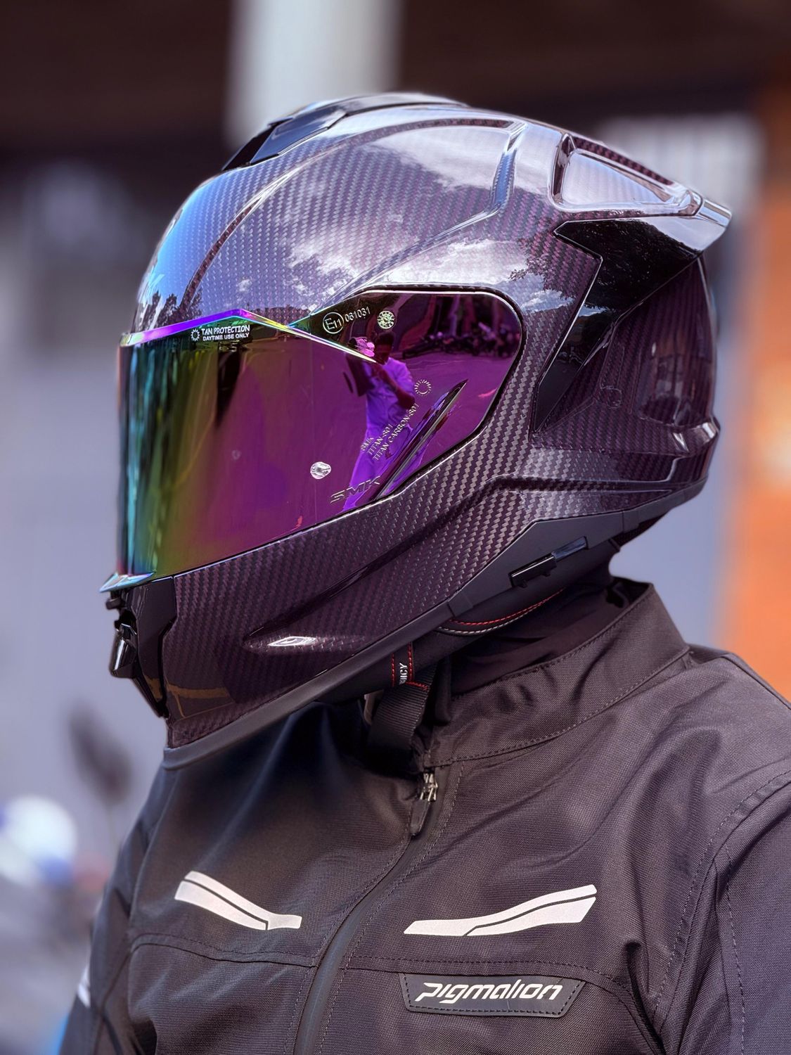 CASCO SMK TITAN CARBON MORADO