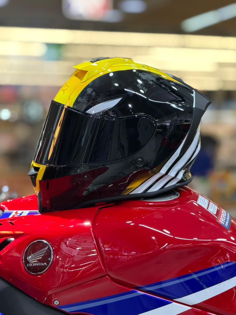 CASCO X-SPORTS V151 MARVEL WOLVERINE - NEGRO BRILLANTE