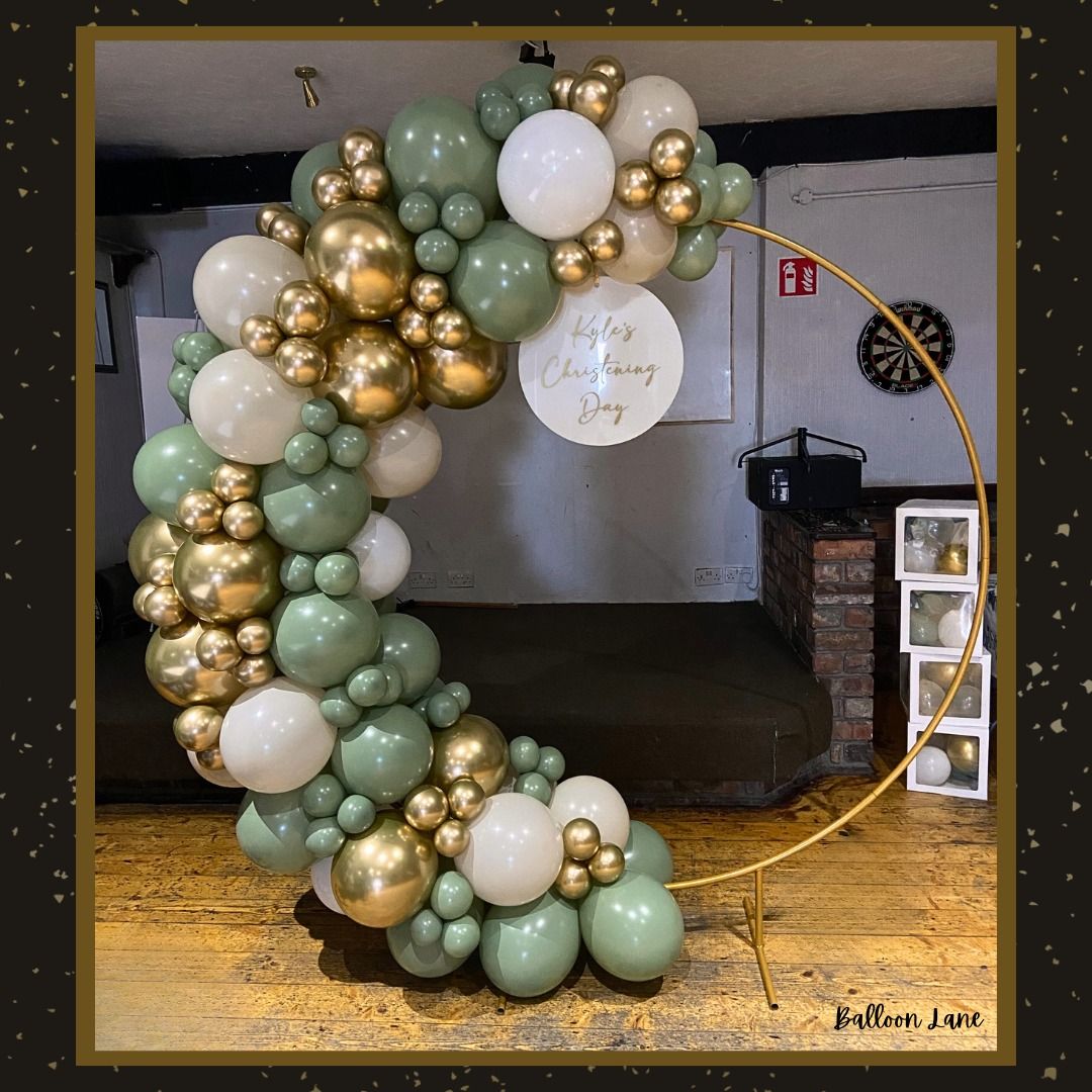 Half Hoop Arch Hire