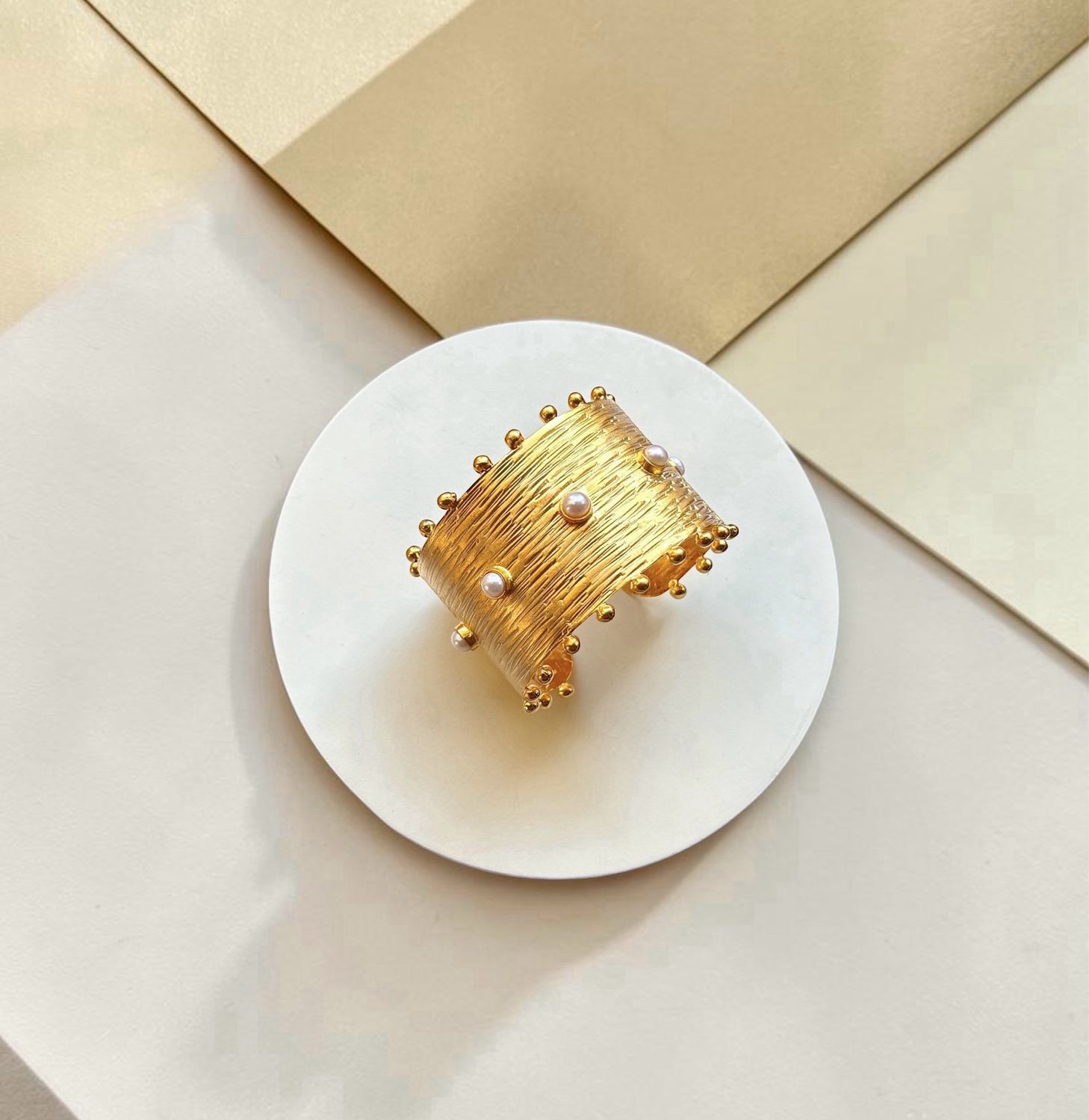 Gold Aurelia Bangle Gold Aurelia Bangle