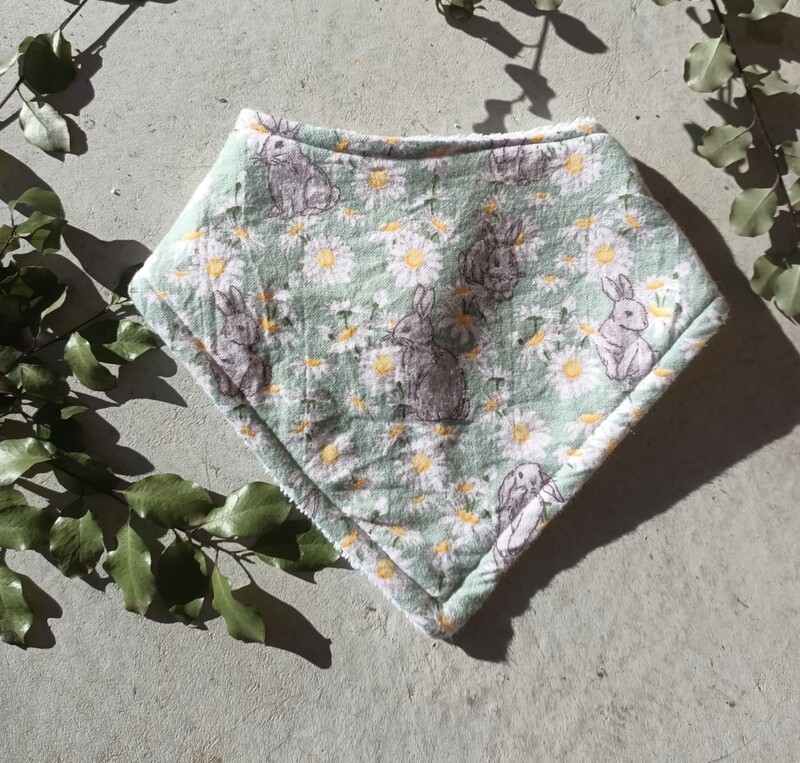 Bandana bib - bunnies