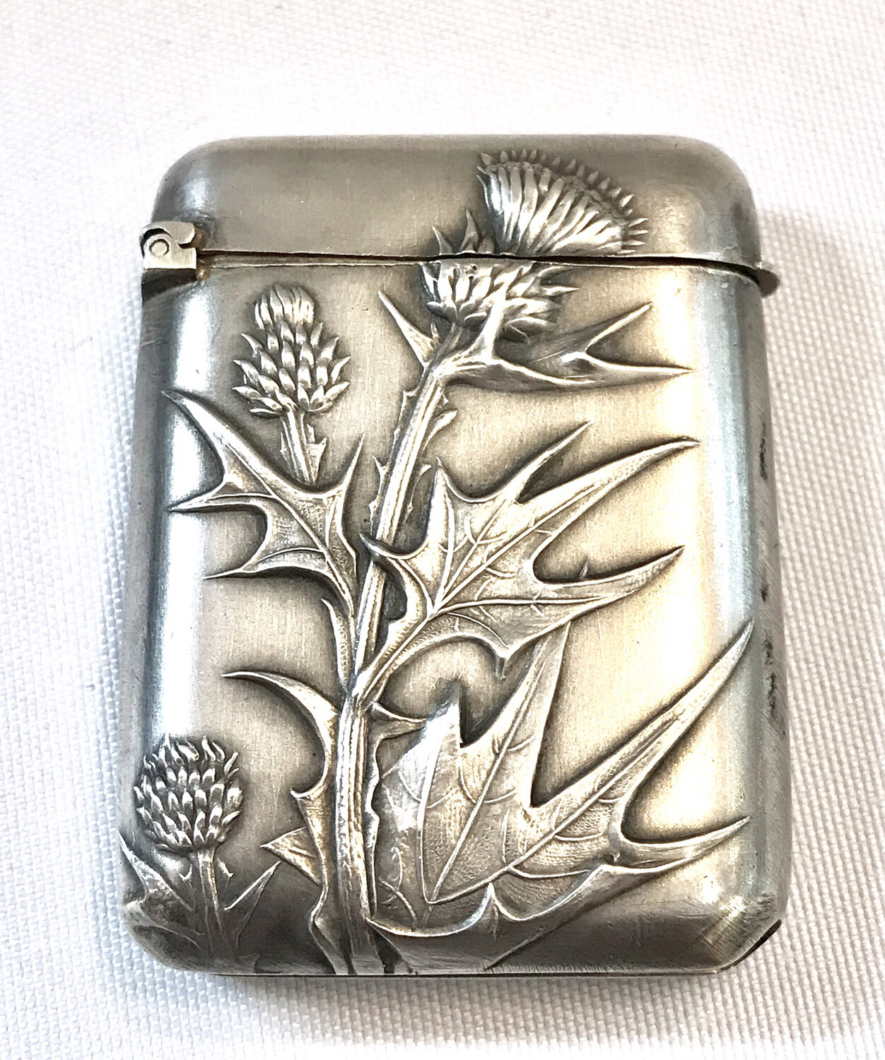 Vesta Streichholz Etui Jugendstil Silber Frankreich um 1900 Disteln plastisch Dekor