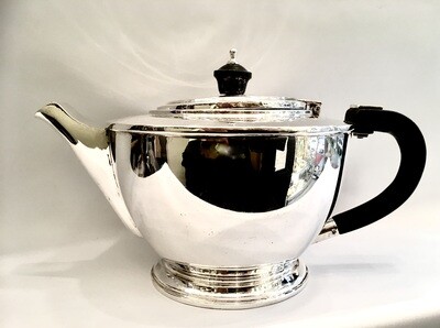 Schwere Sterling Silber Art Deco Teekanne um 1930 schönes Design und Form, Kolonialzeit  silver teapot