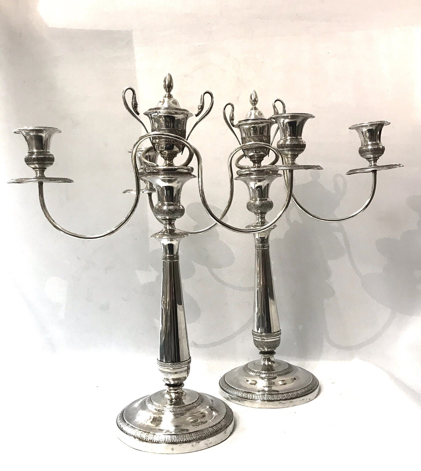 Paar antike edle Silber Kandelaber Kerzenleuchter Empire um 1790/ 1800 Schwan Frankreich Nizza Savoy, impressive antique silver candelabra France ca.1800 swan