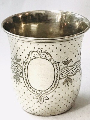 Silber Taufbecher Trinkbecher mit Taille graviertes Muster um 1880 Frankreich, silver beaker christening mug France engraved design