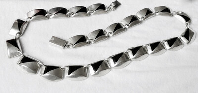 Silber Sterling Halskette mit Onyx Dreiecken eingelegt, Mexiko, modern silver necklace with onyx Mexico