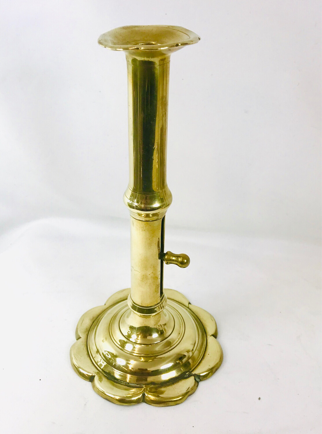 Antiker Schiebeleuchter Kerzenleuchter England um 1740 mit Blütenfuß, antique english petal base pusherstick candlestick George II