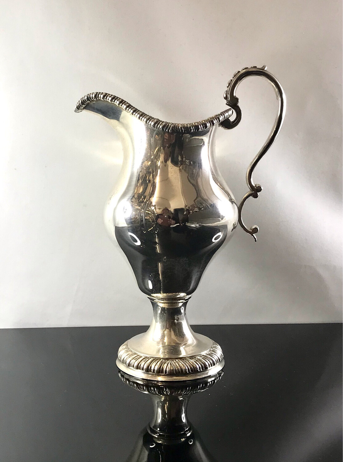 Großer Sterling Silber Sahnegiesser Sahnekännchen Milchkännchen England 1879, silver milk or cream jug victorian